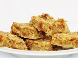 Date and Banana Oaty Bars