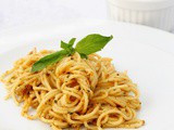 Sun Dried Tomato Pesto Pasta – Pesto alla Siciliana