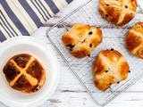 Traditional Hot Cross Buns Recipe