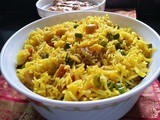 Basanti Pulao Recipe | Bengali Mishti Pulao | Indian Sweet Yellow Rice