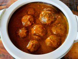 Mushroom Tikka Masala | Spicy Mushroom Curry
