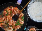 Seared tiger prawns with garlic, chilli and lemongrass