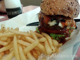 Wondermilk Cafe Gourmet Burger