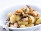 Gnocchi carciofi e gamberi