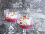 Mousse di ricotta e melagrana: facilissima e senza panna