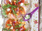 Piadina al farro e salmone affumicato