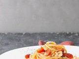 Spaghetti al ragù di cernia bianca con pomodori confit