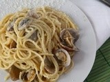 Spaghetti vongole, pesto di pistacchi e pecorino