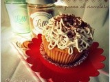 Cupcake con panna al cioccolato - ricetta senza latticini