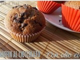 Muffin al cioccolato, da una ricetta di Nigella Lawson: senza burro, con olio extravergine di oliva, latte di riso e cioccolato