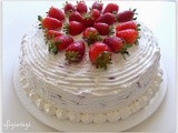 Torta evergreen per la nonna - panna e fragole - ricetta con panna di soia