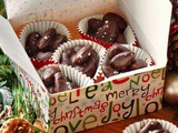 Chocolate Almond Clusters -Only 3 Ingredients