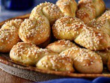 Easy Greek Easter Cookies: Koulourakia Recipe