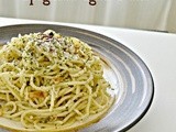 Spaghetti Aglio e Olio - Spaghetti with Garlic and Oil