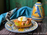 Avocado toast con salmone e uovo