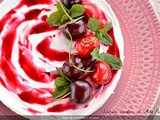 Cheesecake variegata all’amarena senza cottura