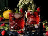 Cocktail estivo: Prosecco rosé Campari e frutti di bosco