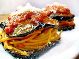 Doppiette di melanzane fritte e spaghetti alla messinese