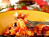 Fusilli al sugo di baccalà e olive