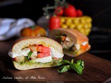 Panino caprese al pesto