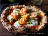 Pizza ai 7 cereali con avocado e salmone