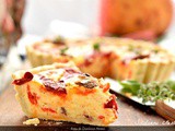 Quiche ai peperoni con yogurt, alici e caciocavallo