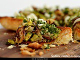 Sfogliata vegetariana con verdure grigliate, pesto al prezzemolo e mozzarella di bufala