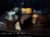 Torta al cioccolato e pere intere