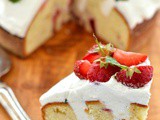 Torta morbida fragole e panna