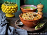 Zuppa di ceci farro e funghi secchi