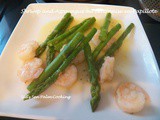 Shrimp and Asparagus au Bearnaise en Papillote