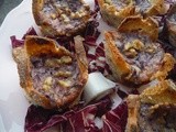 Cestini (o Bocconcini?) di Pane con Radicchio Rosso, Stracchino & Noci