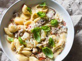 Creamy one pot pasta parmesan with garlic