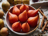 How to make mouth-watering and super easy poached pears in a slowcooker