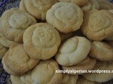 Cracked sultana cookies …Ghraiba aux raisins secs