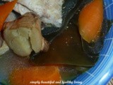 Dried Kelp (Seaweed) Chicken Soup