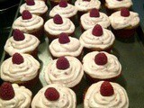 White Chocolate and Raspberry Cupcakes with Chocolate Liqueur Filling