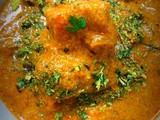 Badami chicken korma, almond chicken gravy - almond boneless chicken recipe