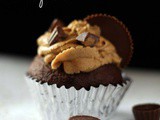 Reese’s Candy Bar Cupcake Recipe