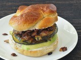 Caramelized onion kabocha sandwich with garlic and avocado