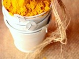 Manjal thool / Haldi / Turmeric powder - Key spice in Indian cooking