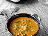 Chicken Kuzhambu / Easy Chicken Kuzhambu Using Pressure Cooker / South Indian Style Chicken Curry