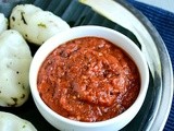 Chilly Tomato Chutney / Spicy Tomato Garlic Chutney