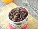 Kondakadalai Sundal / Black Chickpea Sundal / Kala Channa