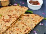 Punjabi Onion Paratha Recipe | Pyaaz Ka Paratha | Onion Parante Recipe