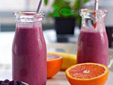 How to Make a Blueberry Banana Smoothie