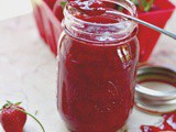 How to Make Strawberry Sauce with Sugar Free Option