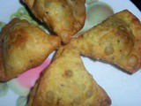 Tasty Chicken Keema Samosa Recipe in Marathi