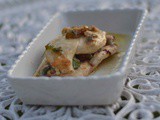 Chicken with figs and gorgonzola cheese