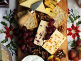 How to Choose a Christmas Cheese Board